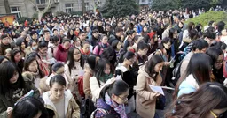 中国公务员招录总量缩减  但有省份税务系统逆势增招